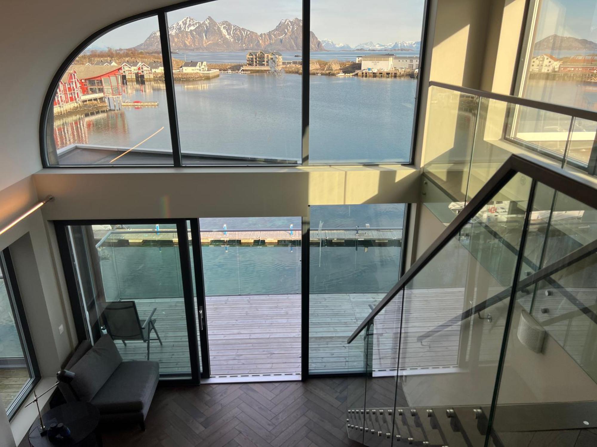 Lofoten Suiteapartments Свольвер Экстерьер фото